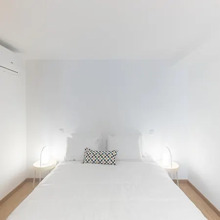 Host Wise - Urban Comfort House Porto